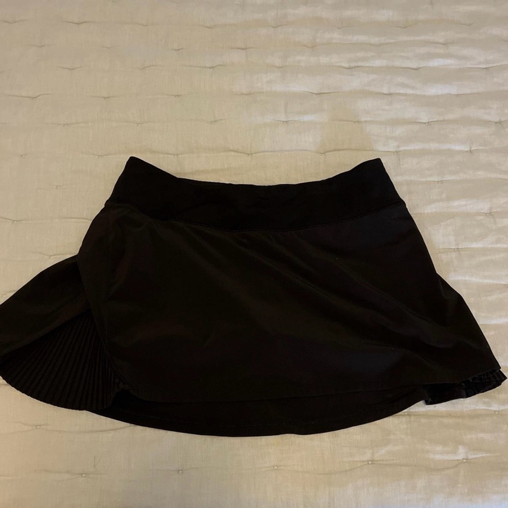 Lululemon black tennis skirt